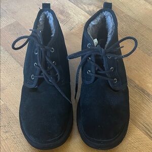 EUC UGG Black Neumal Boots Size 12